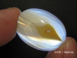 Kilauan bisnis batu agate bergambar