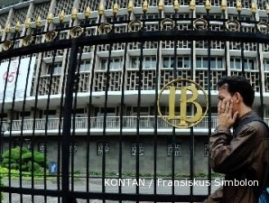 Pemanggilan BI dan Bapepam-LK oleh DPR ditunda hingga Rabu