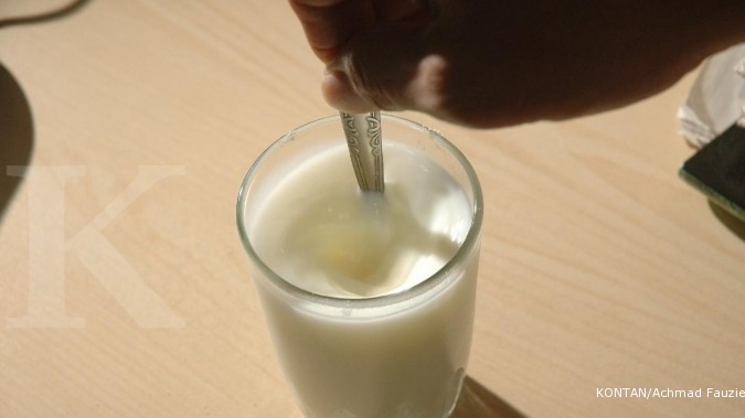 Susu bikin tulang padat dan kuat, benarkah? Susu bikin tulang padat dan kuat, benarkah?