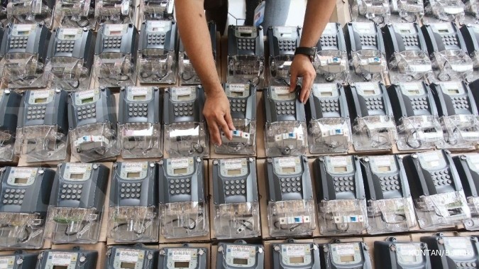 PLN ganti meteran listrik yang rusak karena banjir