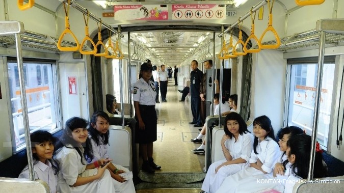 Tarif KRL Commuter Line turun 50%