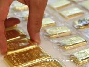 Analis : Turun 2,1%, harga emas masih akan tertekan