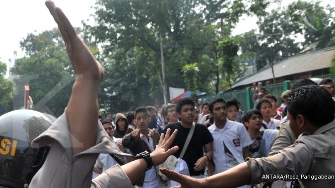 39 pelaku tawuran saat takbir keliling diamankan 39 pelaku tawuran saat takbir keliling diamankan