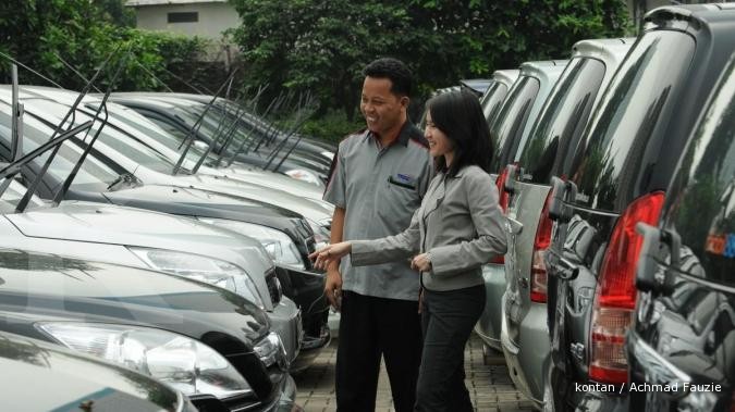Menuju kampung halaman dengan mobil sewaan