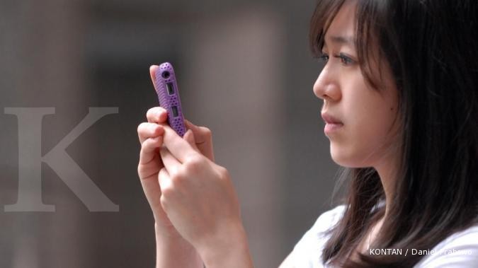 Cross geser posisi Samsung dan BlackBerry