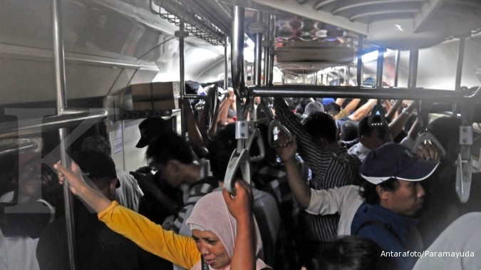 Asyik, tarif kereta api Jabodetabek turun