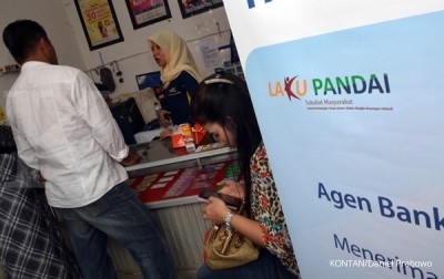 April, Mandiri kumpulkan Rp 3,8 M dari Laku Pandai April, Mandiri kumpulkan Rp 3,8 M dari Laku Pandai