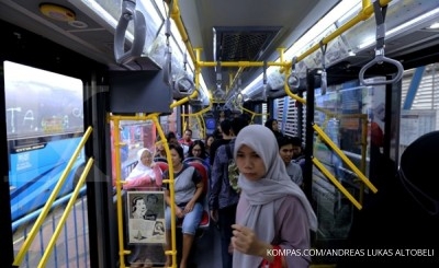 Saat pelanggan mengeluh ke dirut Transjakarta Saat pelanggan mengeluh ke dirut Transjakarta