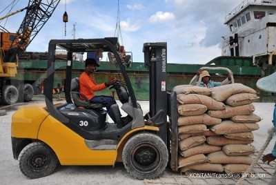 Over supply, INTP cuma pasang utilisasi pabrik 70% Over supply, INTP cuma pasang utilisasi pabrik 70%