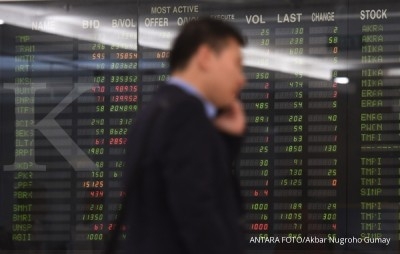 Investor lokal kian mendominasi bursa Investor lokal kian mendominasi bursa
