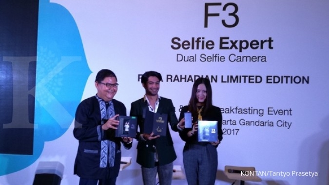 Oppo F3 Reza Rahardian dibanderol Rp 4,3 jutaan Oppo F3 Reza Rahardian dibanderol Rp 4,3 jutaan
