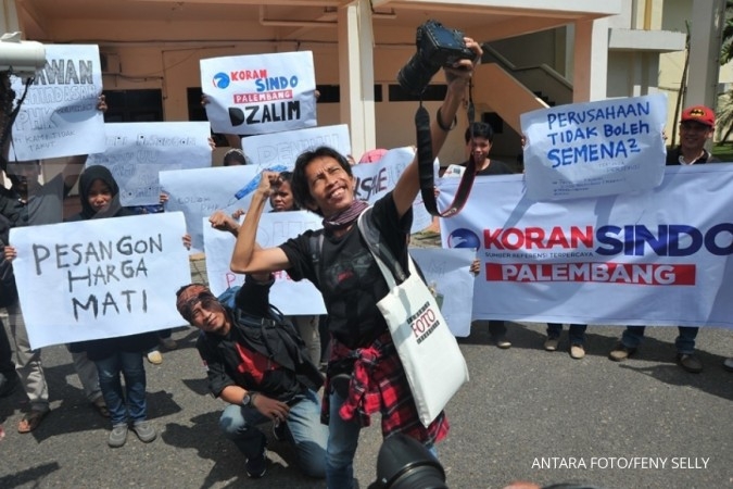 Kadin minta Jokowi revisi aturan pesangon Kadin minta Jokowi revisi aturan pesangon