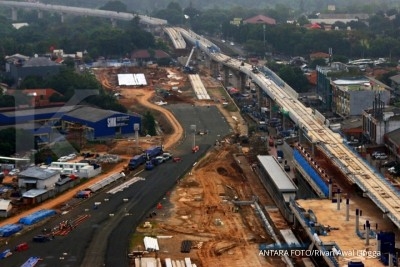 1 lajur kendaraan dibuka di area MRT Lebak Bulus 1 lajur kendaraan dibuka di area MRT Lebak Bulus