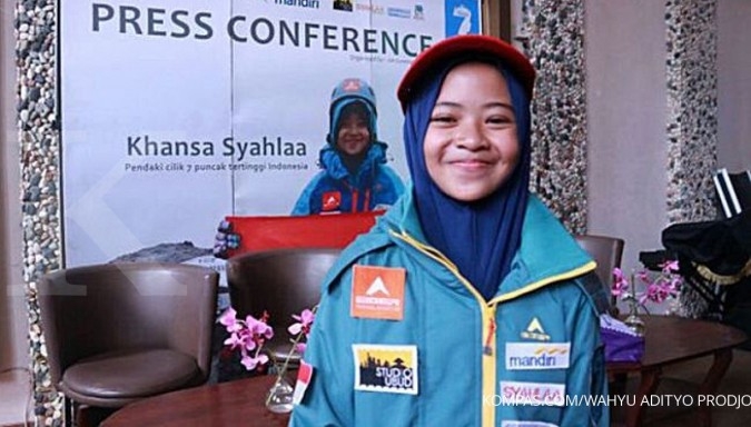 Khansa, pendaki cilik penakluk puncak tertinggi Khansa, pendaki cilik penakluk puncak tertinggi