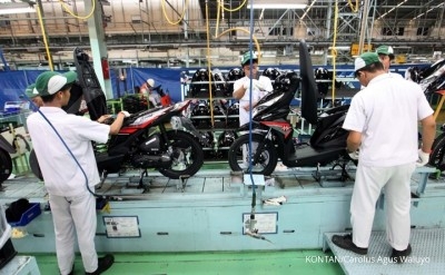 Sektor industri masih perlu investasi Sektor industri masih perlu investasi
