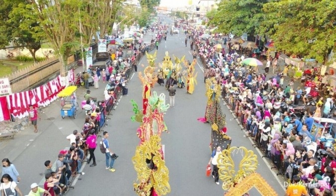 Yuk, tonton pesona karnaval terbesar ketiga dunia Yuk, tonton pesona karnaval terbesar ketiga dunia
