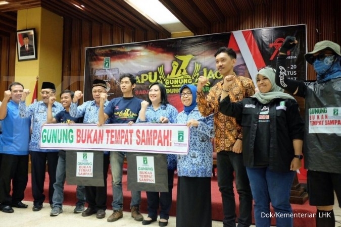 Hari kemerdekaan, Kementerian LHK sapu 17 gunung Hari kemerdekaan, Kementerian LHK sapu 17 gunung