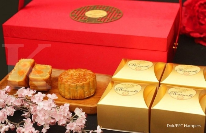 Panen pesanan kue bulan di mooncake festival Panen pesanan kue bulan di mooncake festival