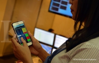 IHSG melambung lagi ke atas level 5.900 IHSG melambung lagi ke atas level 5.900