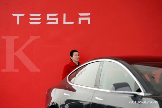 Mobil listrik Tesla hatchback siap meluncur tahun 2023