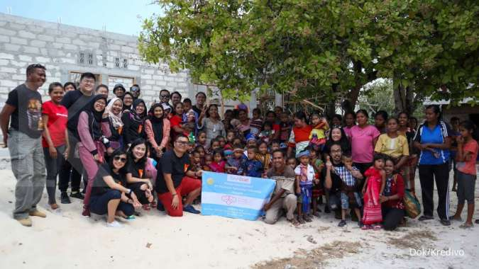 Dorong Kualitas Pendidikan di NTT, Kredivo Gandeng Happy Hearts Indonesia