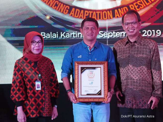 Sebagai Kado Manis di Usia ke-63, Asuransi Astra Raih Indonesia Best Insurance Award & Top CEO 2019