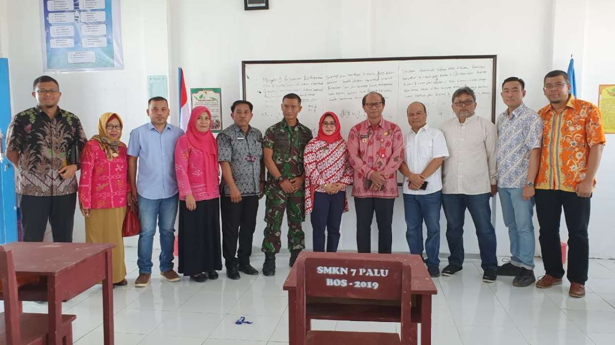 TBIG Resmikan Pembangunan Ruang Kelas Belajar SMKN 7 Paska Gempa dan Tsunami Palu-Donggala