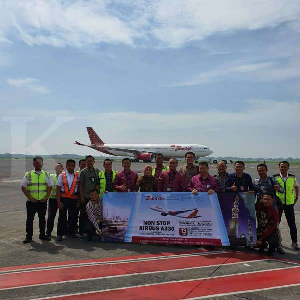 Penerbangan Perdana Premium Services Airlines Umroh Batik Air Memberikan Pilihan Berkualitas Surabaya - Madinah