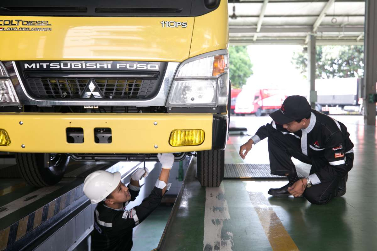 KTB Berikan Program Service Khusus Fuso Care: Truk Sehat Pasca Banjir untuk Konsumen