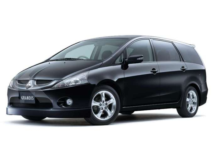 Harga Mobil Bekas Mitsubishi Grandis Mulai Rp 70 Juta Yuk Simak Spesifikasinya