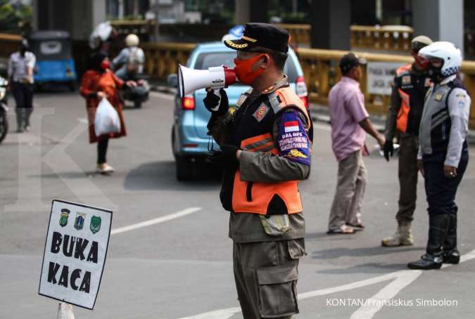 Operasi yustisi PSBB Jakarta. Salah satu cara pencegahan penyebaran Covid-19 dengan menerapkan 3M