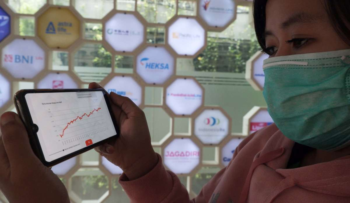 Kontribusi unitlink terhadap pendapatan premi asuransi