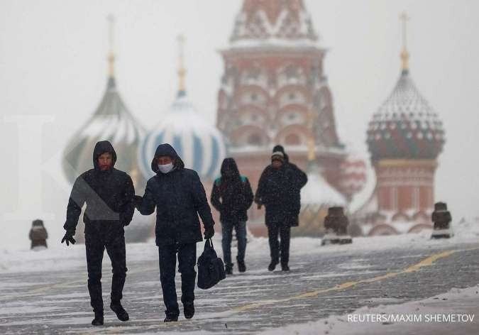 Angka Kematian Akibat Covid 19 Di Rusia Per Februari Melampaui 225 000 Kasus<script async src=