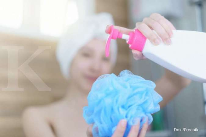 Cara Menggunakan Shower Gel - Perumperindo.co.id