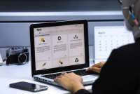 Pendapatan Komisi Bank Terangkat Digitalisasi