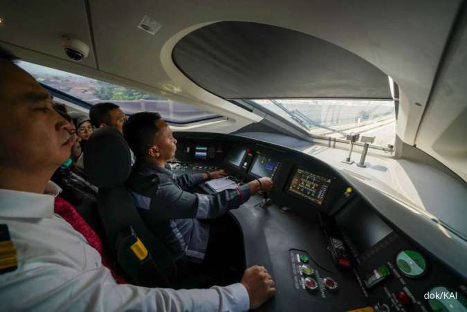 Total 64 Masinis KAI Kendalikan Seluruh Perjalanan Kereta Cepat Whoosh