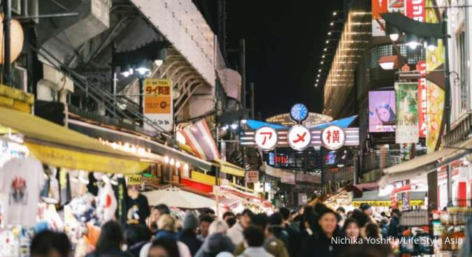 Pusat belanja di Tokyo Jepang