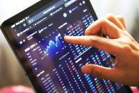 Saham Bank Terkoreksi Meski Asing Akumulasi