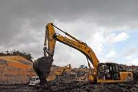 Menakar Prospek Kinerja dan Saham UNTR, Tertolong Emas tapi Masih Tertekan Batubara