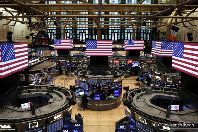 Wall Street Dibuka Nyaris Stagnan, Investor Cermati Laporan Keuangan Emiten